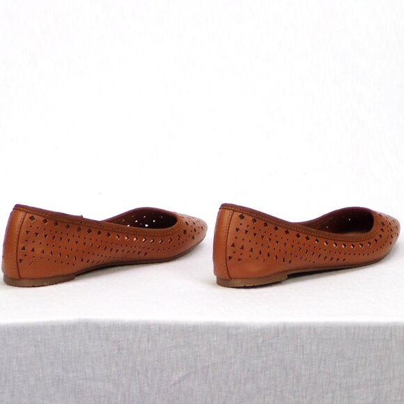 FOREVER 21 size 5.5 light-cognac almond-toe ballet flats all synthetic materials - Picture 9 of 16
